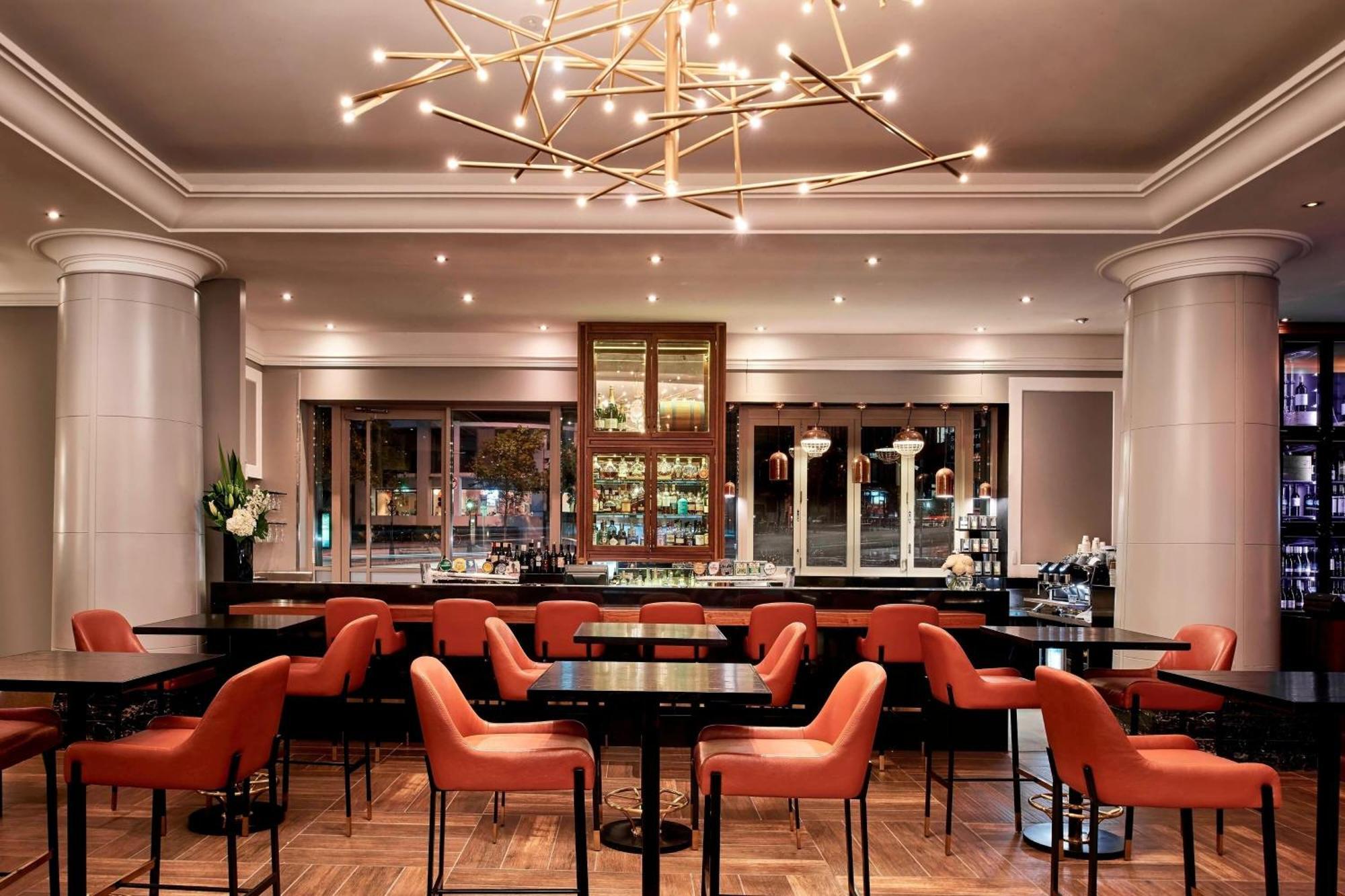 Brisbane Marriott Hotel Ngoại thất bức ảnh The bar at the Mandarin Oriental, Munich